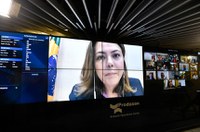 Projeto relatado por Leila Barros destina R$ 1,6 bilhão ao setor esportivo