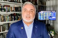 Jean Paul Prates critica ação da PM em protestos de estudantes no IFRN em Natal