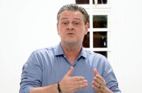 Fávaro defende acesso gratuito à internet para beneficiários do Bolsa Família