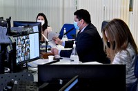 Senado convida Guedes a explicar declarações sobre derrubada de veto