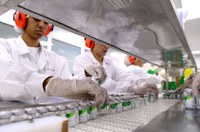 Novo projeto: indústria que testar vacina no Brasil deve promover produção local