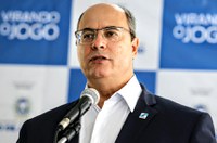 Senadores comentam afastamento de governador do Rio de Janeiro, acusado de corrupção
