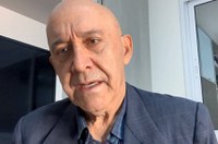 Confúcio Moura parabeniza governos e profissionais de saúde pelo combate à pandemia