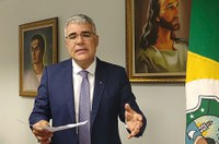 Eduardo Girão lembra centenário da revogação da Lei do Banimento