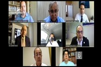 Brasil começa a superar fase aguda da pandemia, afirmam debatedores