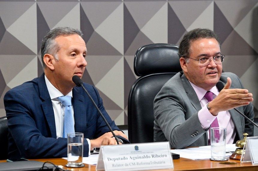 Deputado Aguinaldo Ribeiro, relator, e senador Roberto Rocha, presidente, na Comissão da Reforma Tributária
