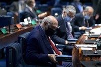 Lasier questiona decisões sobre processo de impeachment de ministros do STF