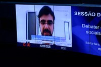 Economistas defendem investimentos públicos e taxação de ricos