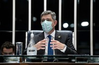 Rogério Carvalho faz balanço do trabalho do Senado na pandemia