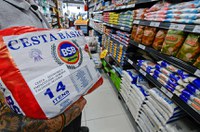 Projeto prevê juro zero em financiamentos do Pronaf para arroz, feijão e mandioca