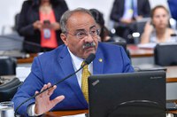 Chico Rodrigues pede licença do mandato de senador por 121 dias