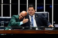 Senadores defendem general Luiz Eduardo Ramos, atacado por Ricardo Salles