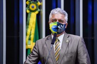 Senado recebe mais de 1 milhão de assinaturas contra taxação de livros