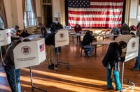 Senadores comentam processo eleitoral dos Estados Unidos