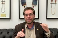 Plínio Valério elogia iniciativa de Mourão de sobrevoar Amazônia com diplomatas