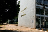 Governo revisa estimativa de deficit, que pode chegar a R$ 844,6 bilhões em 2020