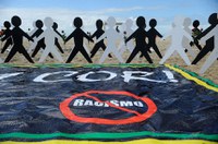 Paim pede urgência para cinco projetos de combate ao racismo