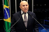 Ney Suassuna: Brasil precisa desenvolver indústria farmacêutica