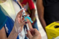 Senado analisa projeto que institui cartão digital de vacinação