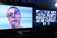 Contarato repudia elaboração de lista de 'detratores' pelo governo