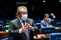 José Maranhão é transferido para UTI em São Paulo para tratar da covid-19