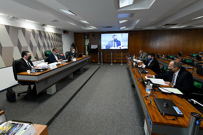 Reunião semipresencial da Comissão de Relações Exteriores, em setembro