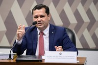 Aprovada pela CCJ, indicação a defensor público-geral segue para o Plenário