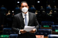 Aprovado projeto que cria carteira digital de vacinação; texto segue para a Câmara