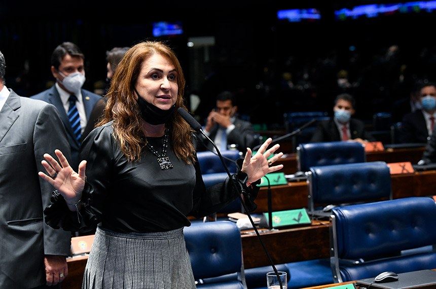 A senadora Kátia Abreu (PP-TO) se manifestou pela rejeição de Marzano já durante a sabatina na Comissão de Relações Exteriores