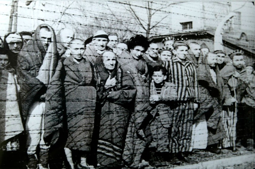 Holocausto: seis milhões de judeus foram assassinados em campos de concentração durante a Segunda Guerra; regime nazista também matou integrantes de outras minorias, como ciganos e homossexuais