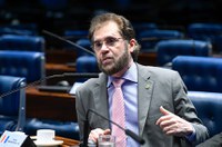 Plínio Valério assume cargo de ouvidor-geral do Senado
