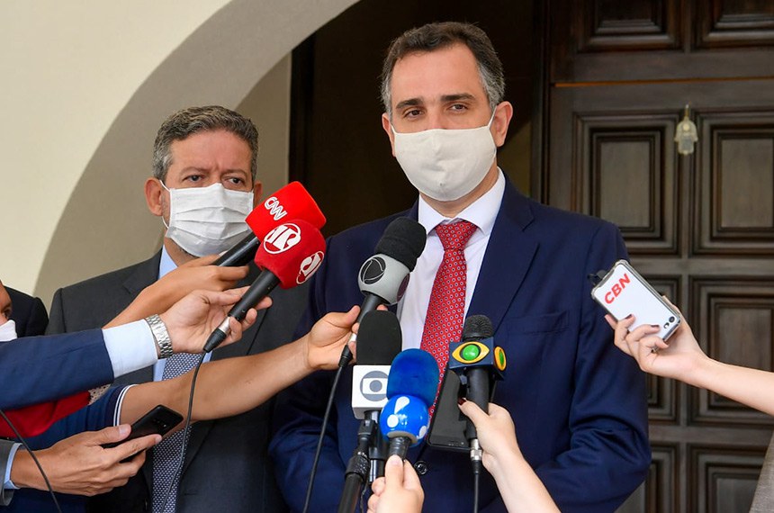 O presidente do Senado Federal, Rodrigo Pacheco, recebe o presidente da Câmara dos Deputados, Arthur Lira para um café da manhã na residência oficial do Senado.