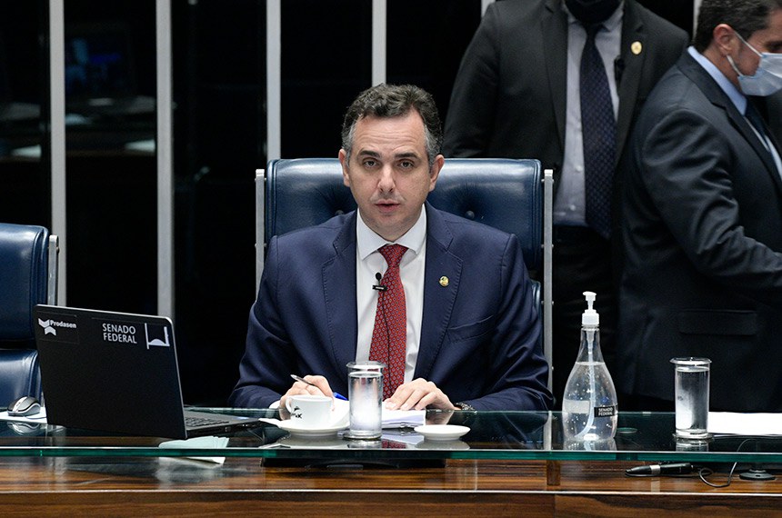 Presidente do Senado, Rodrigo Pacheco, disse que vai buscar solução ouvindo o colégio de líderes 