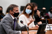 Orçamento deve ser aprovado antes do fim de março, afirma presidente da CMO