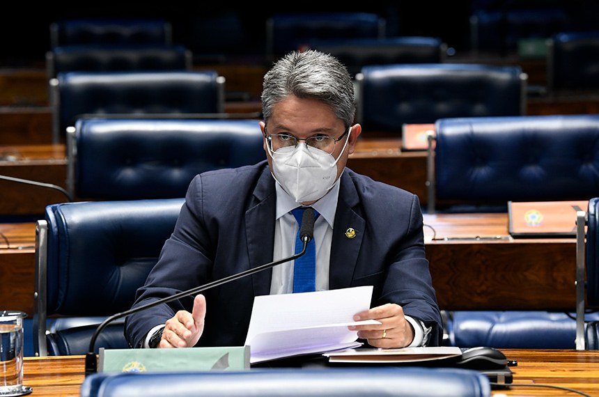 O relator, Alessandro Vieira (Cidadania-SE), ressaltou a urgência do projeto, diante do número de estudantes pobres sem acesso à educação em razão da pandemia