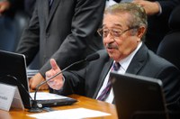 Projeto cria Medalha Senador José Maranhão