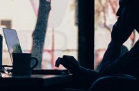 Projeto criminaliza compra e venda de dados obtidos por hackers