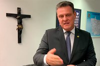 Fávaro defende projeto que institui penas mais severas para crimes contra a honra