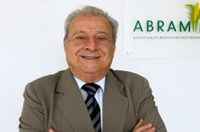 Senadores celebram indicação ao Prêmio Nobel do brasileiro Alysson Paolinelli