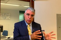 Covid-19: Girão defende tratamento precoce, mas alerta contra automedicação