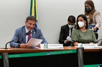 Comissão aprova o texto-base do Orçamento de 2021; falta votar destaques