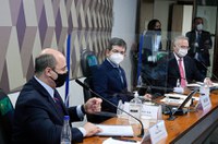 Randolfe pede que Wilson Witzel dê novo depoimento, em caráter reservado