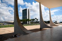 Senadores repercutem decisão do STF de desobrigar governadores de depor na CPI