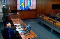 Em comissão, ministro pede que Senado aprove PL que torna educação serviço essencial