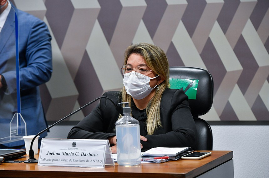 Joelma Barbosa disse se sentir honrada com a indicação e discursou na Comissão de Infraestrutura sobre a importância das ouvidorias para o serviço público