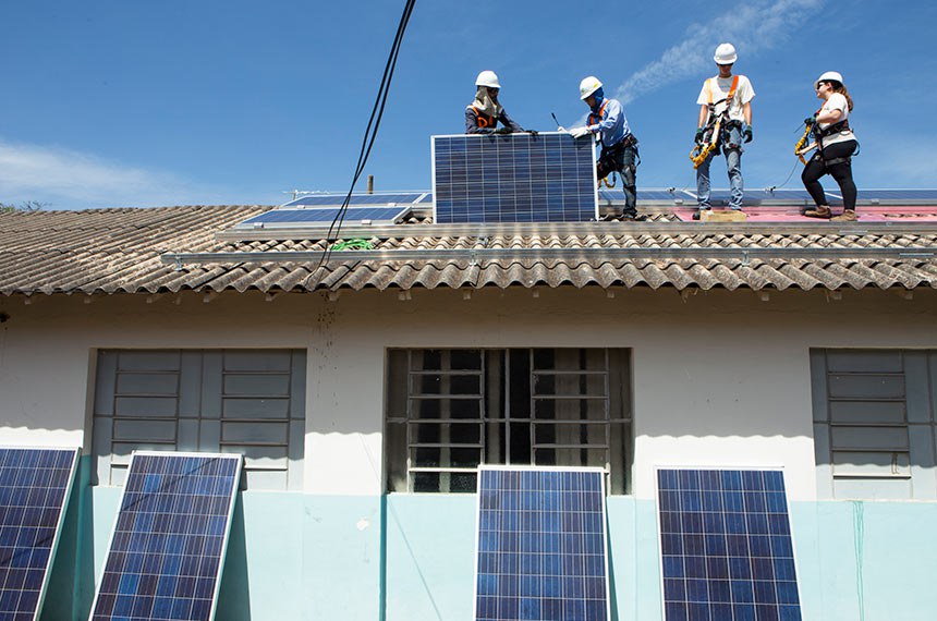 Geração de energia fotovoltaica em residência: audiência pública vai abordar marco legal para o setor