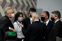 CPI quebra sigilos de Ricardo Barros e de disseminadores de fake news