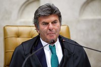 Senadores comentam fala de Luiz Fux; ministro pede que governo se dedique a problemas 'reais'