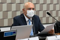 Ministro se desculpa por fala sobre alunos com deficiência, mas senadores cobram ações