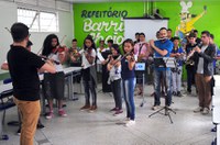 Projeto cria bolsa para jovens de baixa renda estudarem música